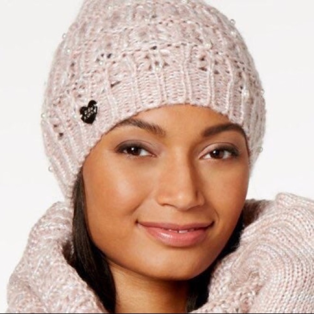 Betsey Johnson hat